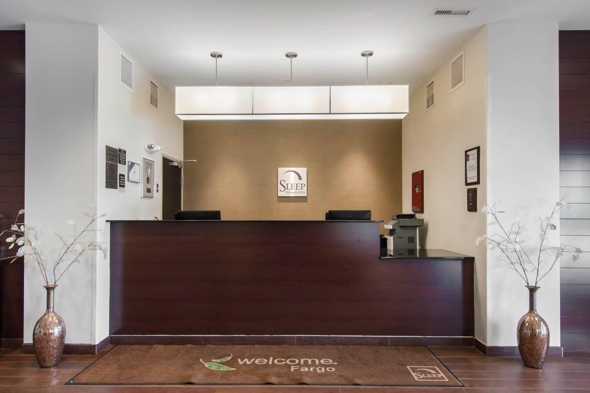 Sleep Inn & Suites Fargo Medical Center מראה חיצוני תמונה