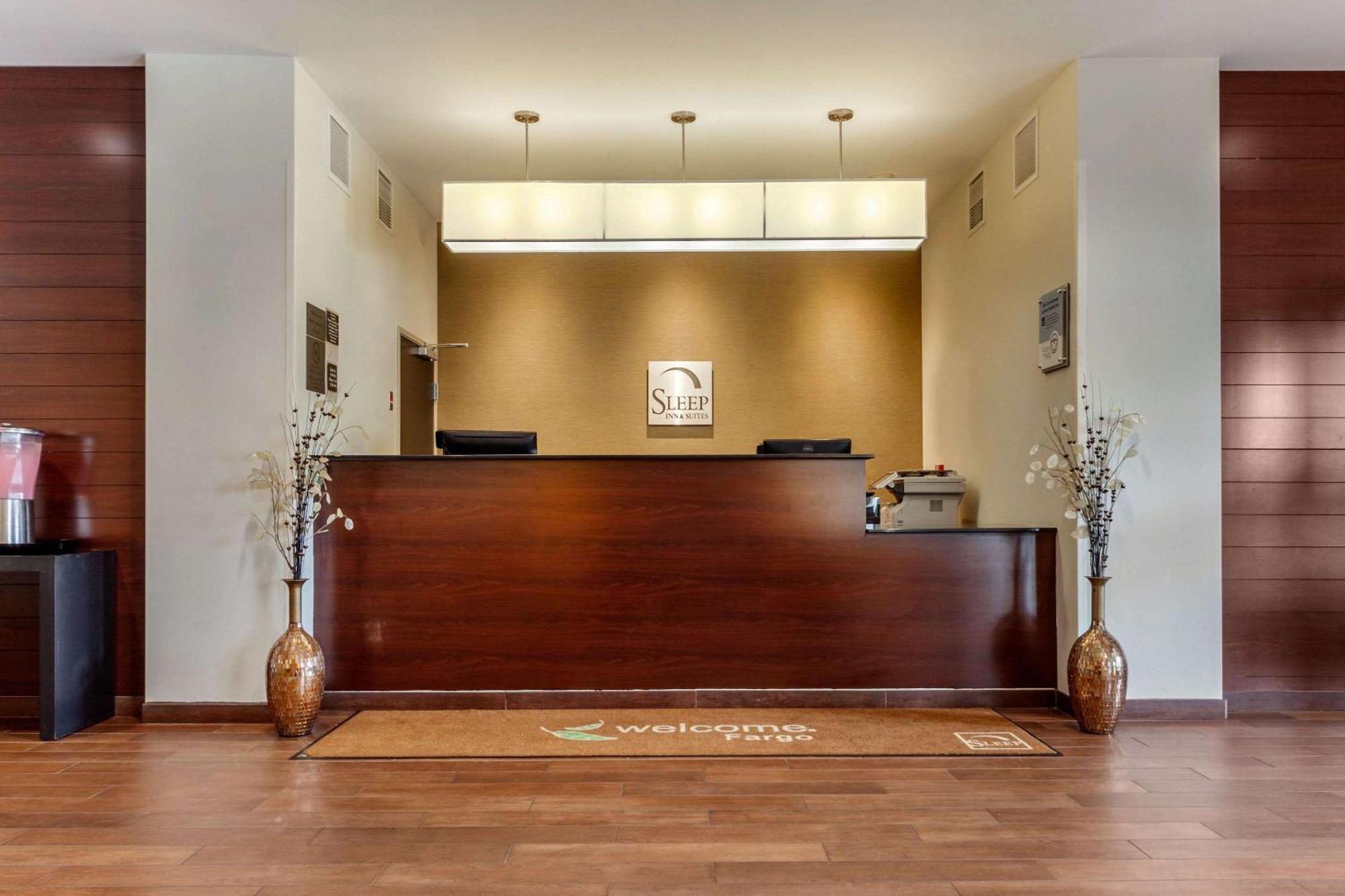 Sleep Inn & Suites Fargo Medical Center מראה חיצוני תמונה